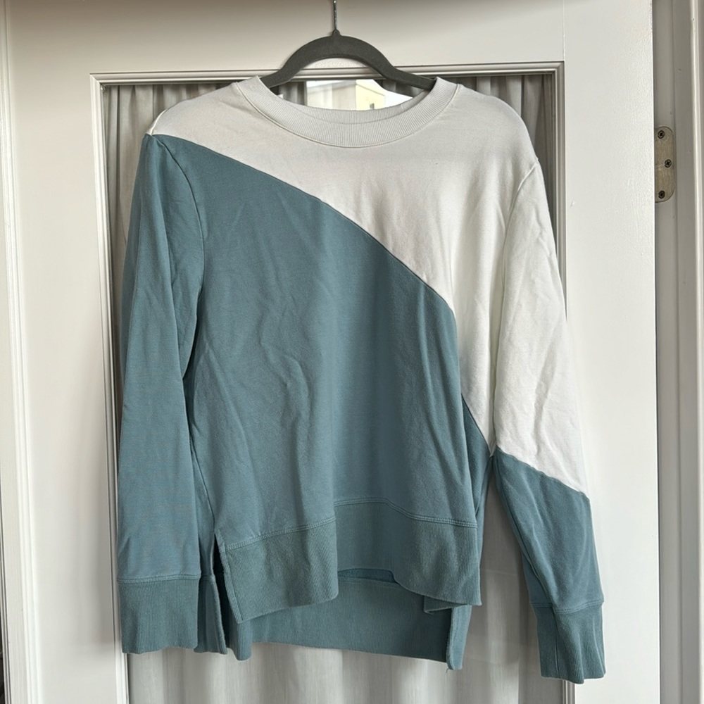 Summersalt The Softest French Terry Pullover Size Large Color Seaspray